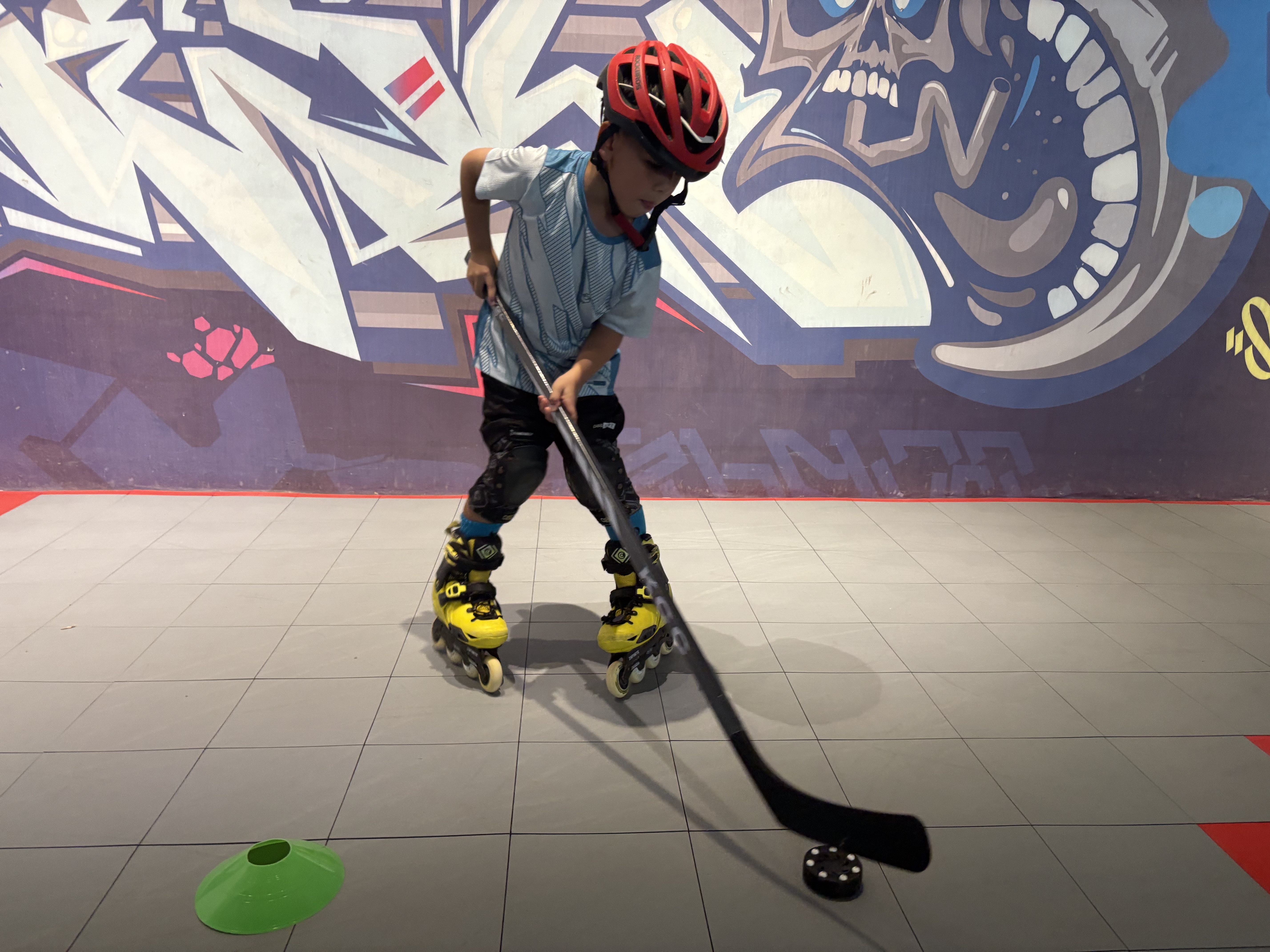 Kids skating and playing inline hockey in Ho Chi Minh City